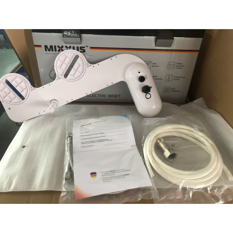 Накладка под крышку унитаза Mixxus Premium TCB-01 Универсальная со встроенным гигиеническим душем (